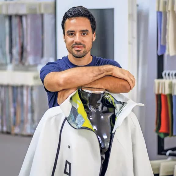 Poncho I22OLED image 4